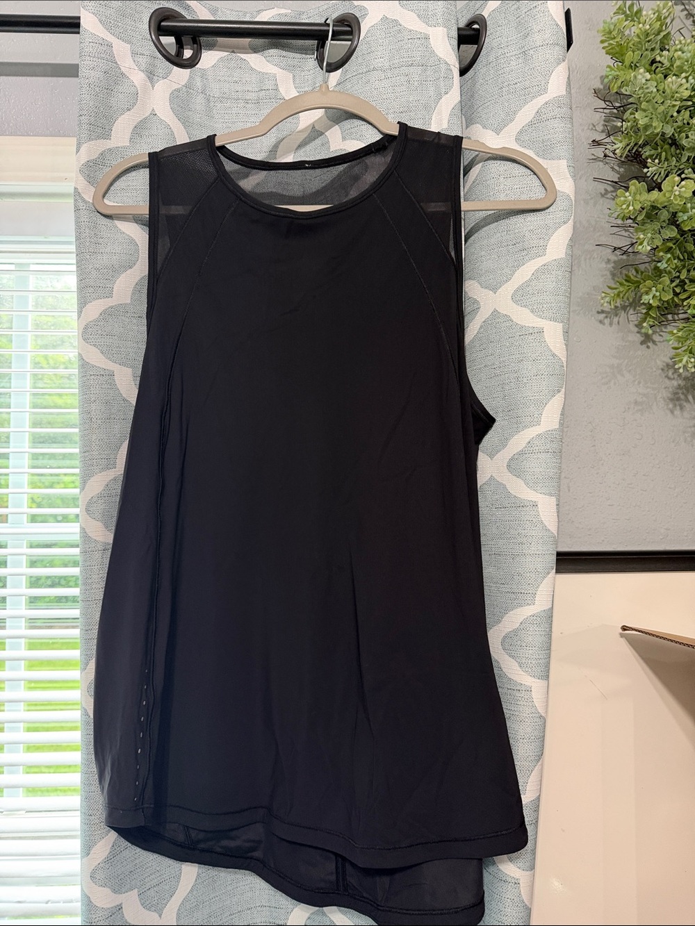 lululemon athletica Black Mesh-Shoulder Tank Top
